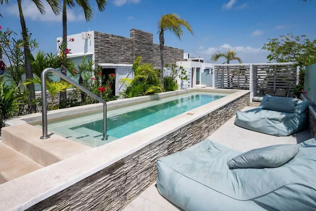 Newport Confort Y Estilo En Armonia Playa del Carmen
