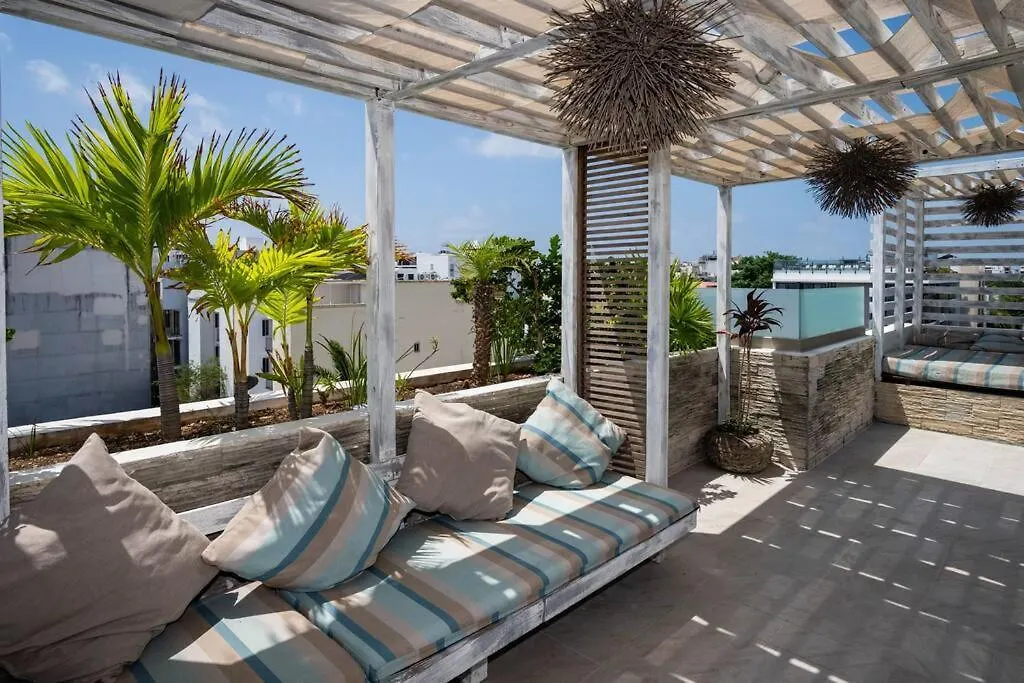 Newport Confort Y Estilo En Armonia Playa del Carmen
