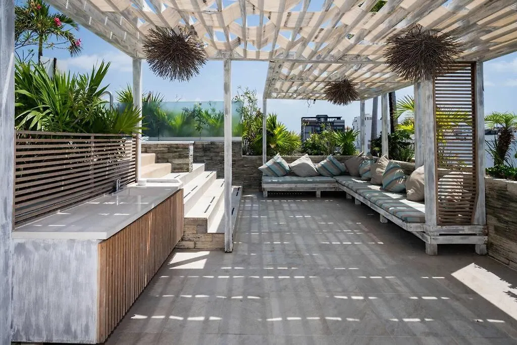 Newport Confort Y Estilo En Armonia Playa del Carmen